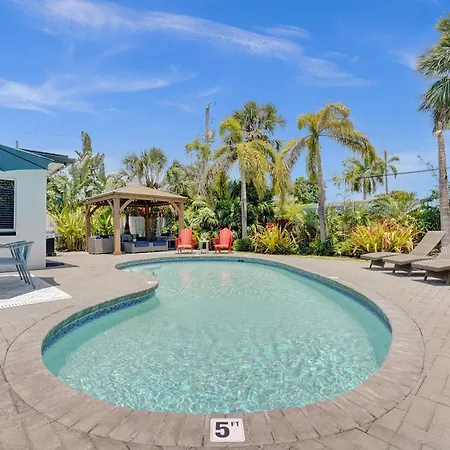 New! Private Oasis With Heated Pool Minutes To Wilton Dr And The Beach